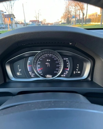 Volvo V60 cena 62900 przebieg: 133500, rok produkcji 2016 z Szprotawa małe 121